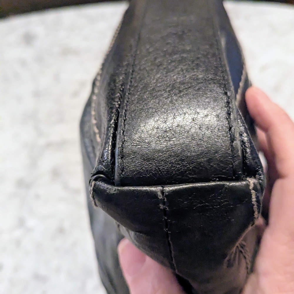The Sak Black Leather Crossbody Messenger Bag - Picture 7 of 9